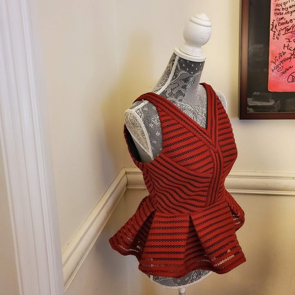 Romeo + Juliet Couture Peplum Top - Picture 2 of 2